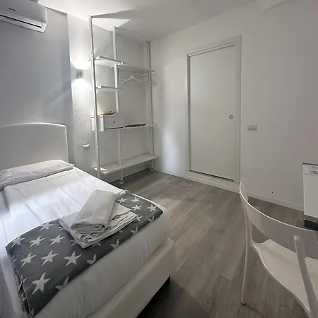 Otel Del Pozzo 2*