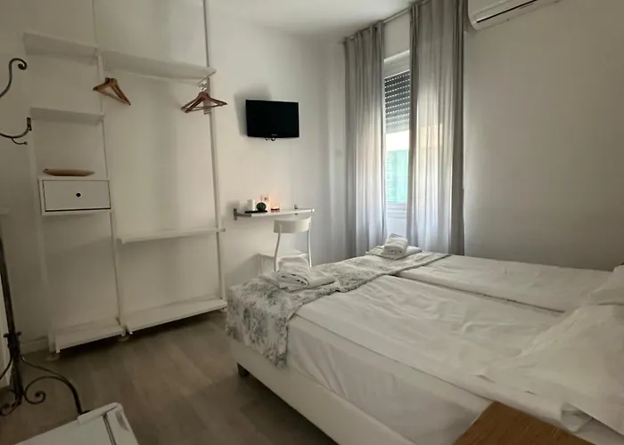 Del Pozzo Szálloda Modena